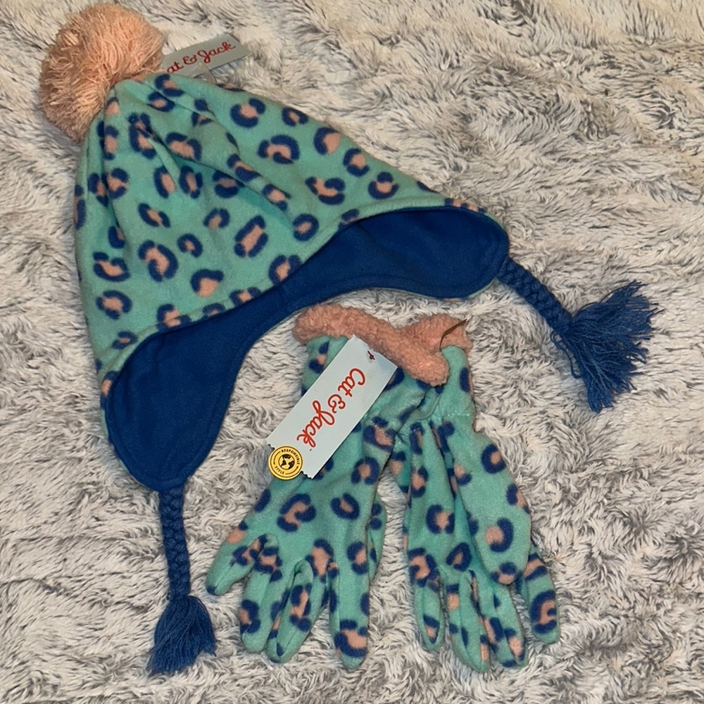Cat & Jack Teal and Pink Leopard Kids Hat and Gloves